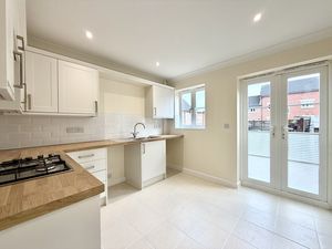 Dining Kitchen- click for photo gallery